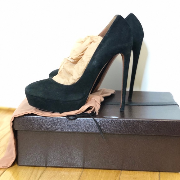 Alaïa Black Suede Pumps - Picture 1 of 6